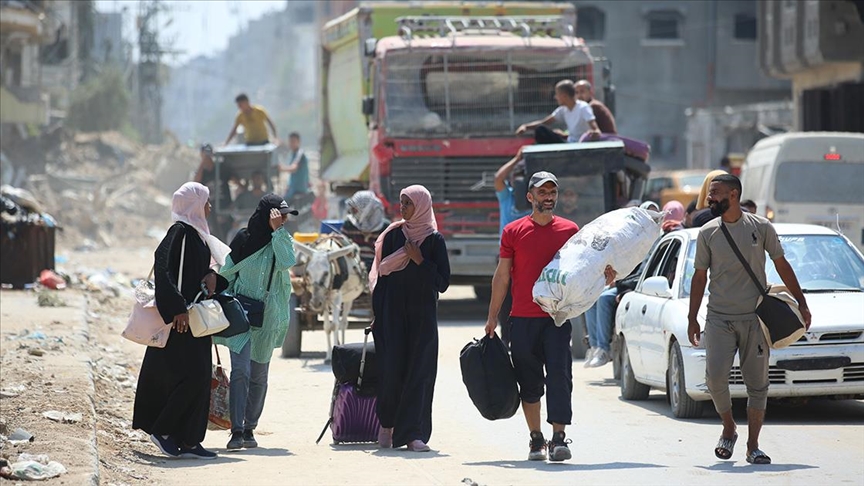 İsrail’in Gazze’de 450 bin Filistinliyi göçe zorladığı belirtildi