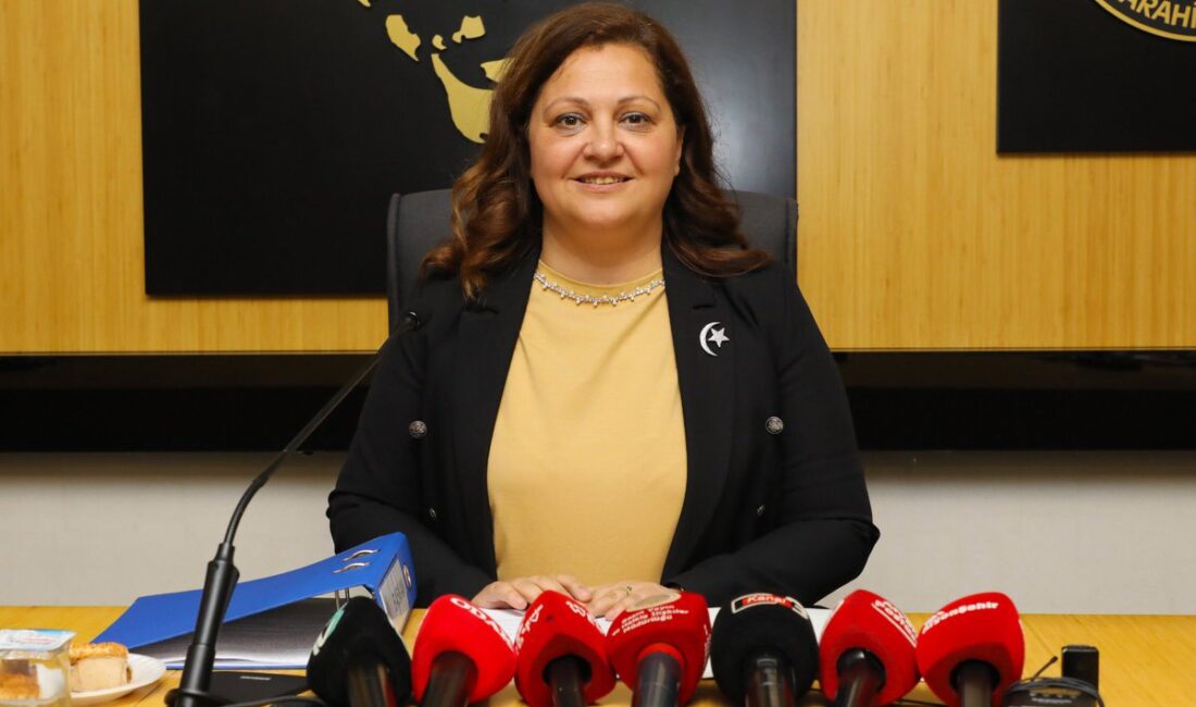 Belediye Başkanı Burcu Köksal,