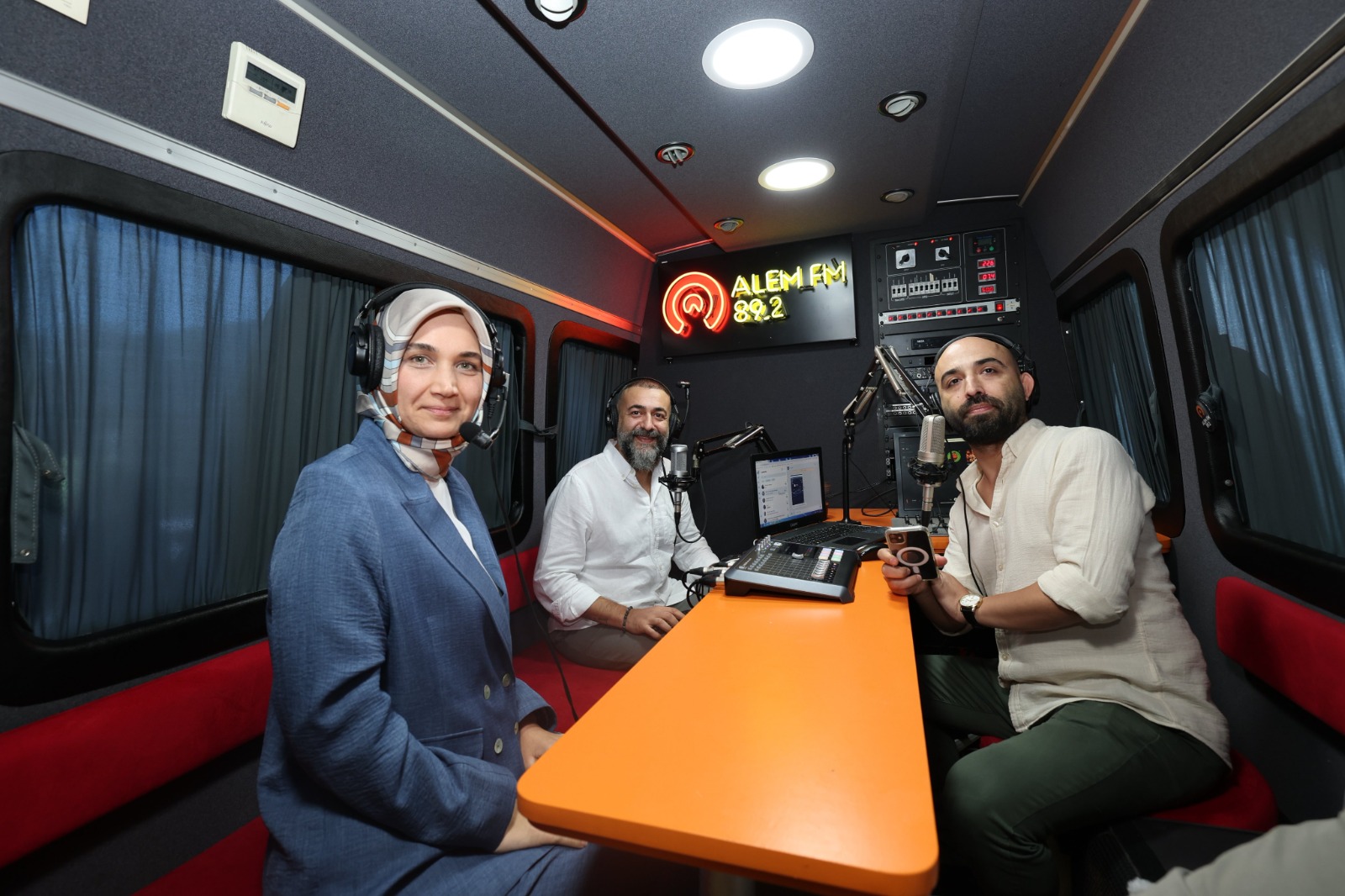 Vali Yiğitbaşı Alem FM’in konuğu oldu!