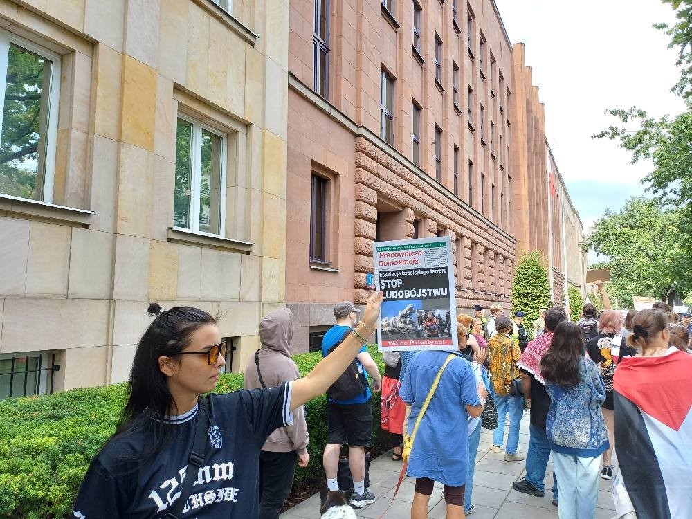 ABD Dışişleri Bakanı Blinken’a Varşova’da “Gazze” protestosu