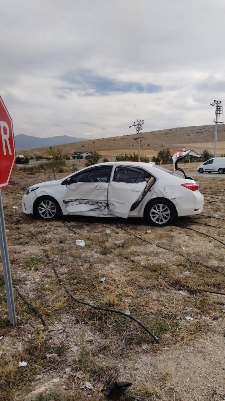 Afyonkarahisar’da Trafik Kazası: 5 Yaralı