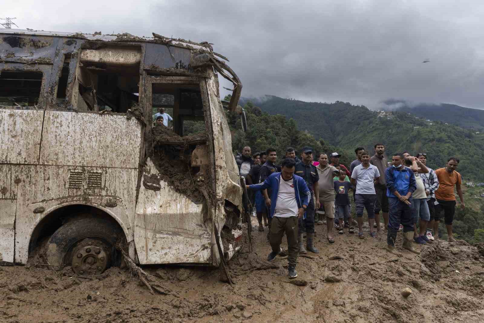 Nepal’deki sel ve toprak kaymalarında can kaybı 151’e yükseldi