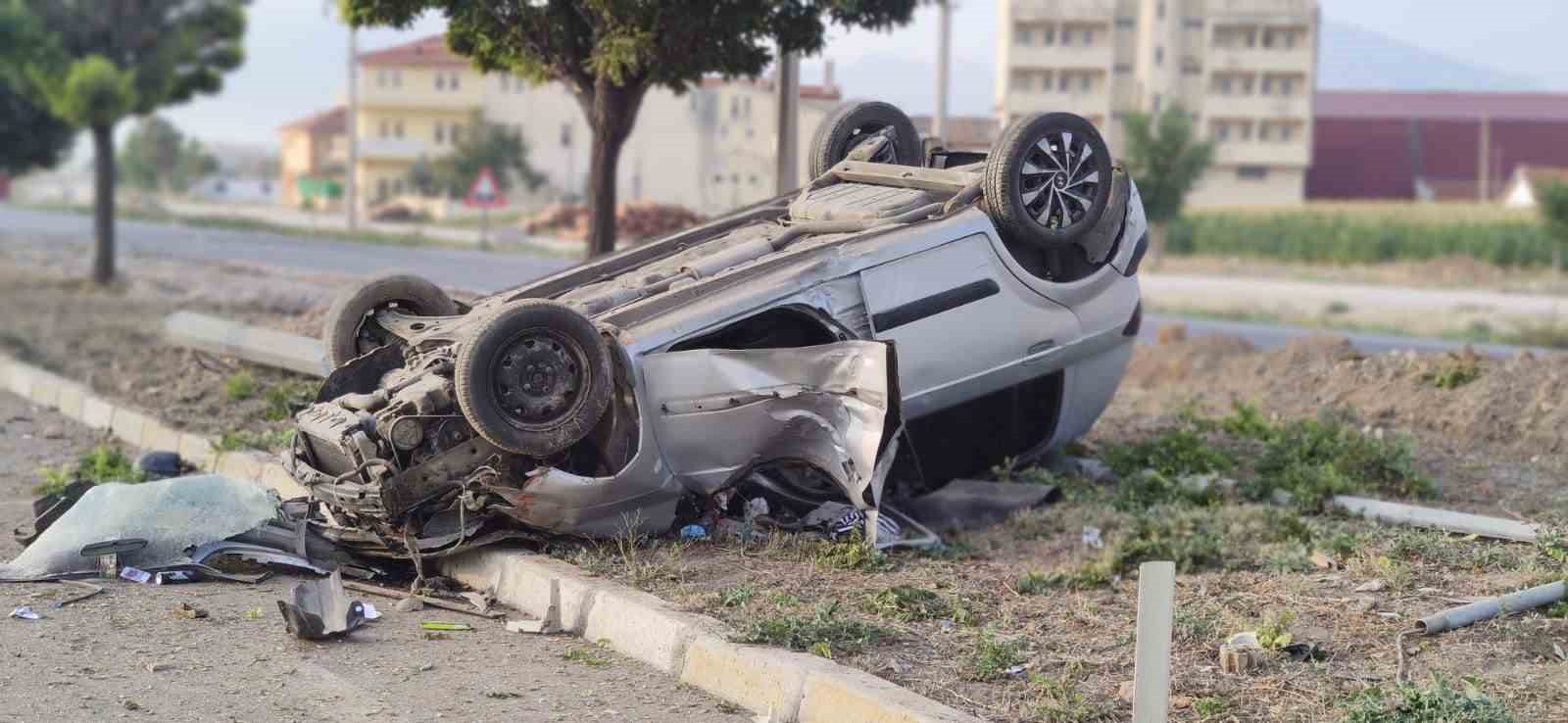 Bolvadin’de Meydana Gelen Trafik Faciası: Şans Eseri Can Kaybı Yok