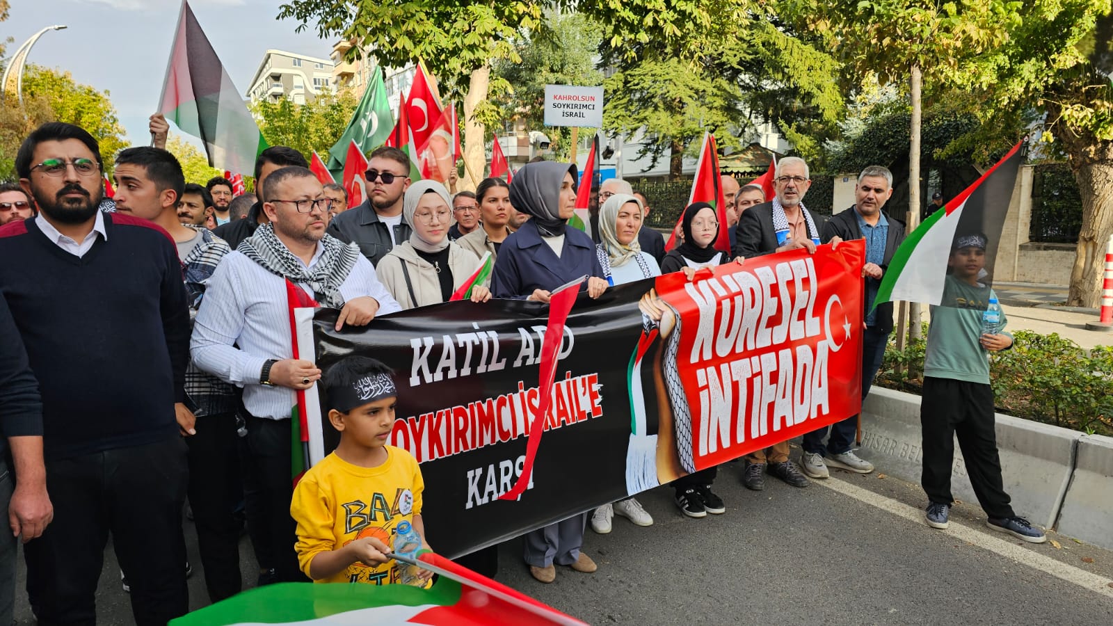 Afyon’da STK’lar Filistin için yürüdü