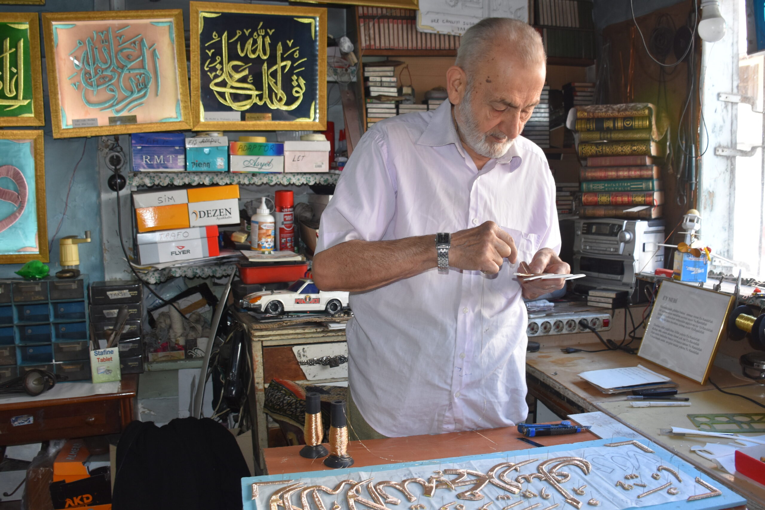 Asırlık camilerin minyatür güzellikleri