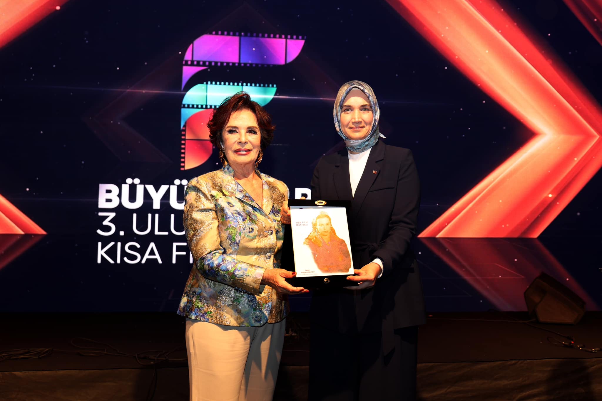 Büyük Taarruz Film Festivali  Ödülleri sahiplerini buldu