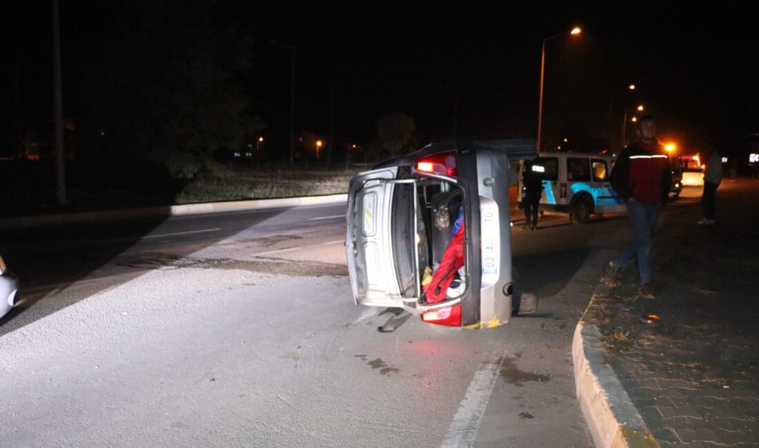 Afyonkarahisar’da refüje çarparak takla