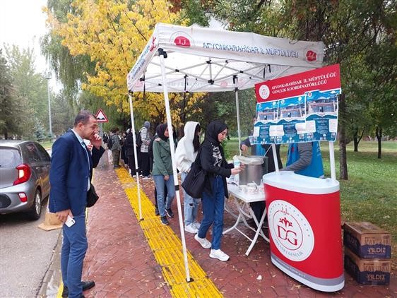 Müftülük tanıtım ve kitap standı açtı