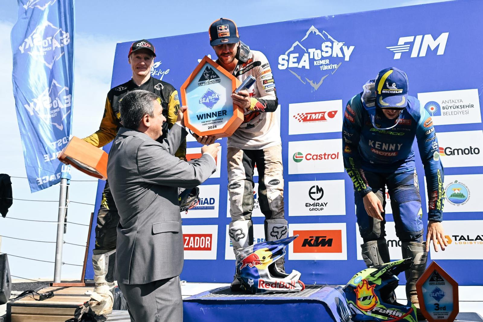 Antalya 15. Sea To Sky Uluslararası Enduro Motosiklet Yarışı’na ev sahipliği yaptı.