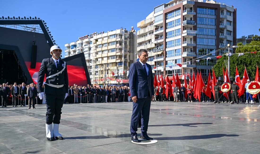 Antalya’da 29 Ekim Cumhuriyet