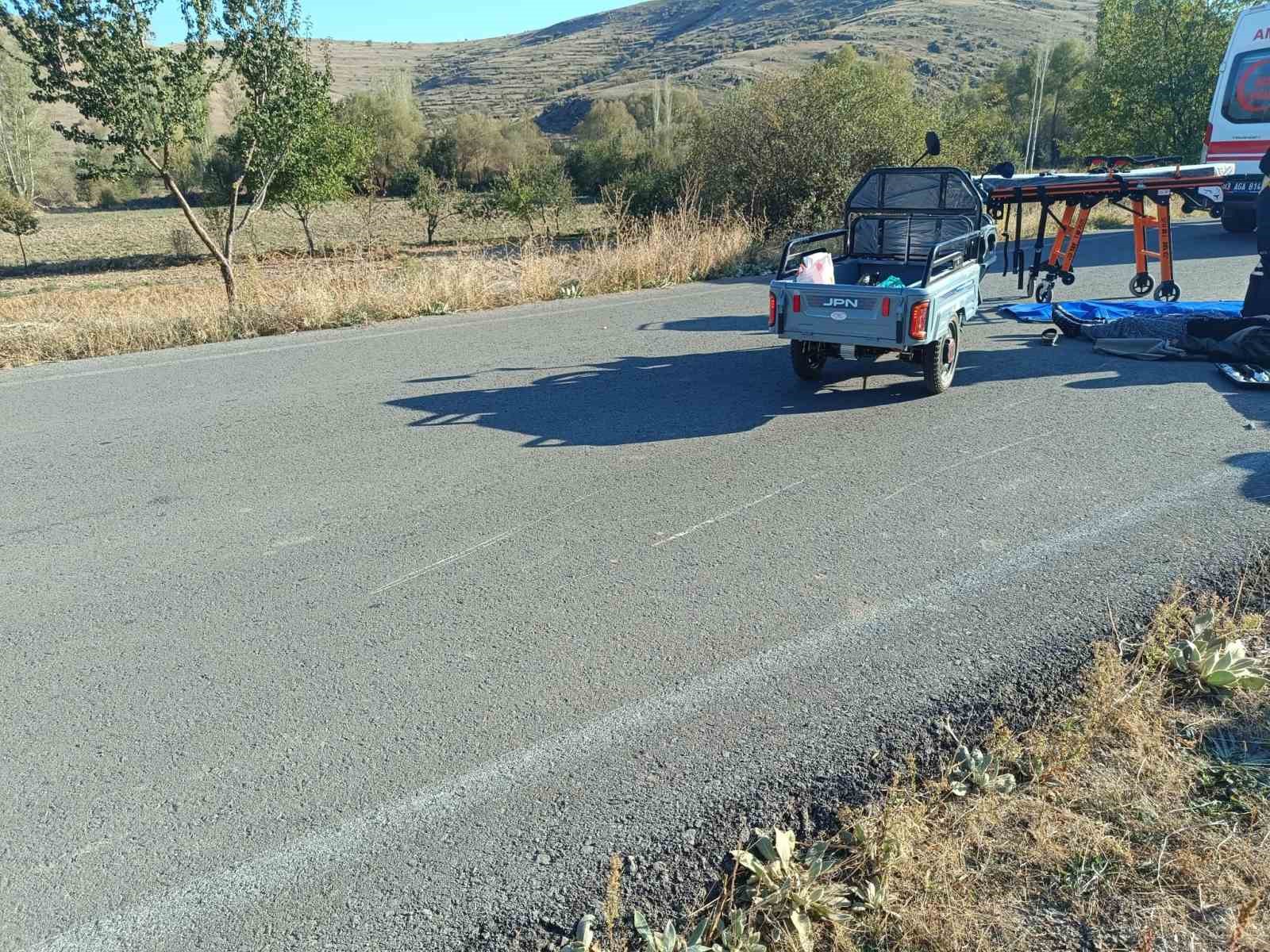 Afyonkarahisar’da moped kazası 3 yaralı