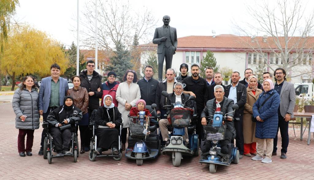 Özel gereksinimli personel, farkındalık etkinliğinde buluştu