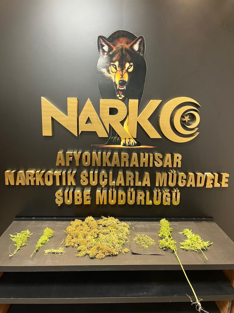 Uyuşturucu operasyonunda 212 gram uyuşturucu madde yakalandı