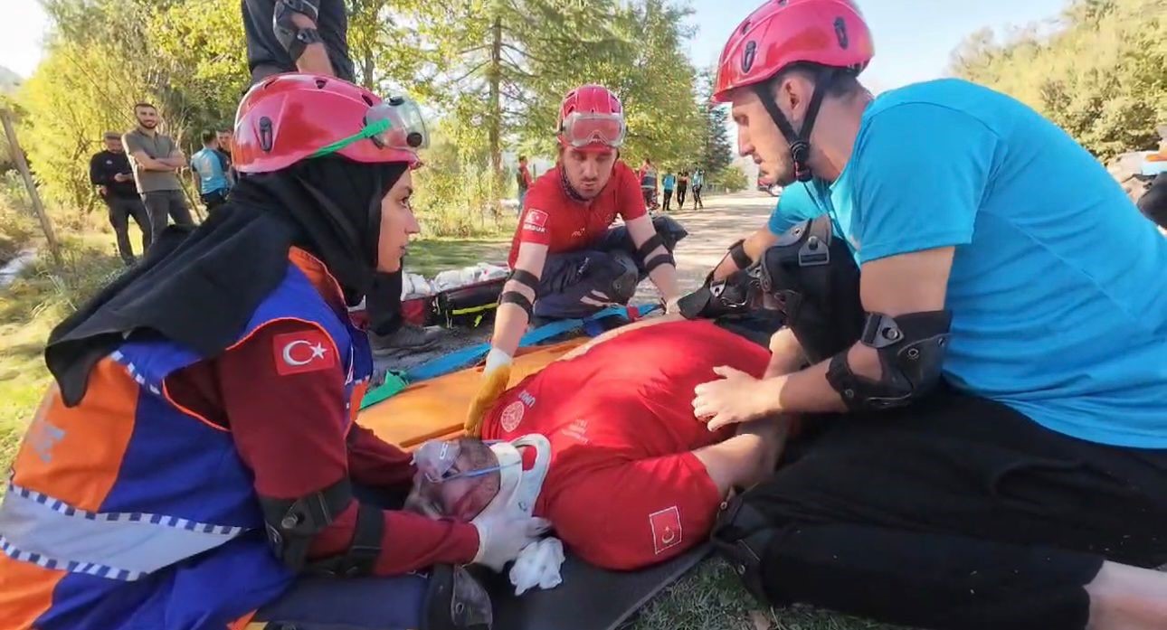 Çocuğun “Annemi götürün” feryadı tatbikata damga vurdu