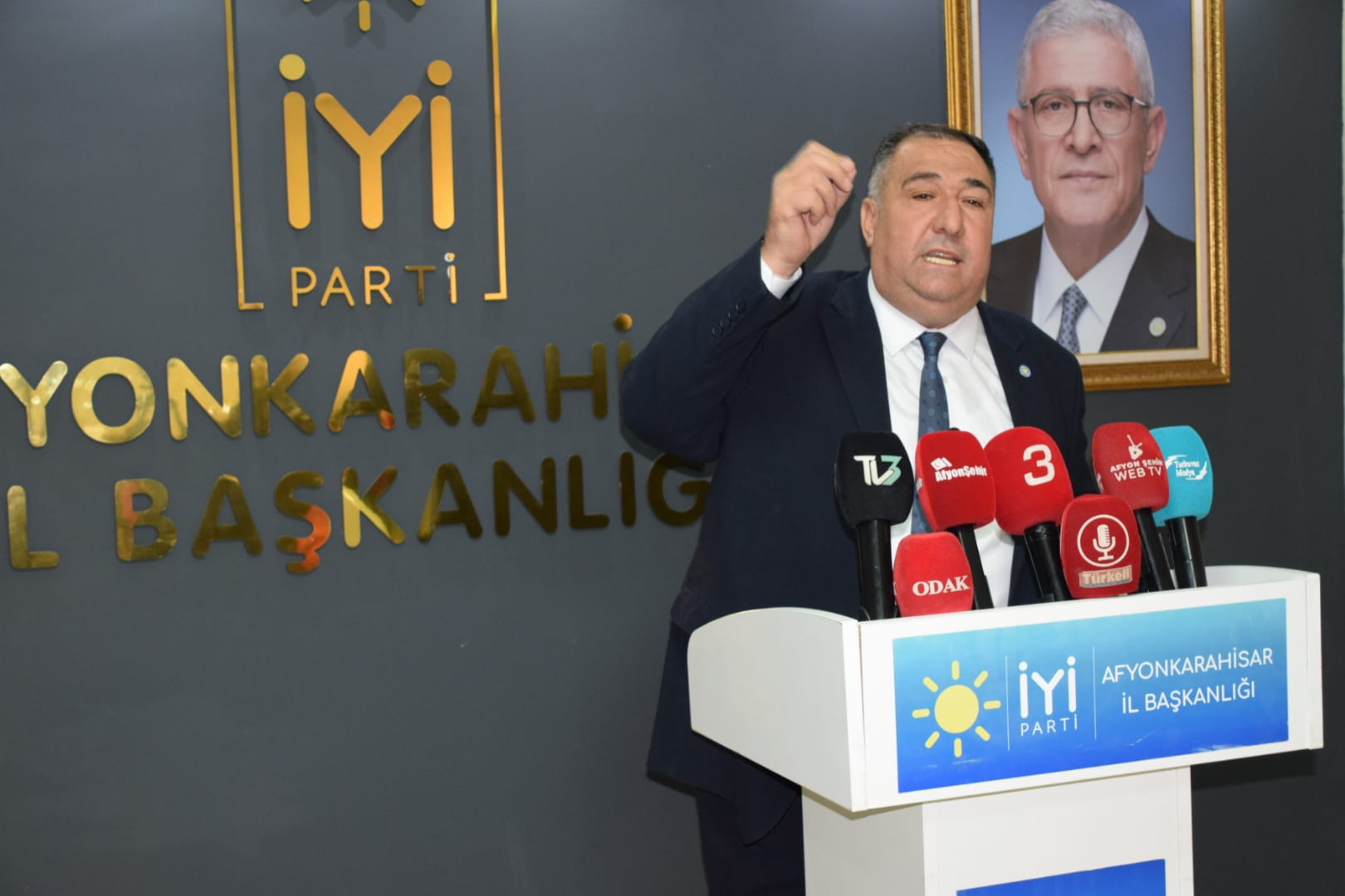 İYİ Parti Afyonkarahisar İl Başkanı Mısırlıoğlu:  “Trafik sorunu çözülmeli”