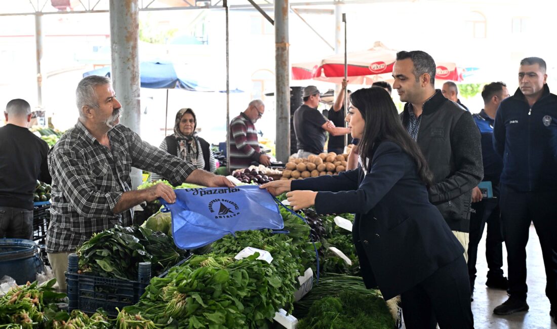 Antalya’da Muratpaşa Belediyesi, pazar