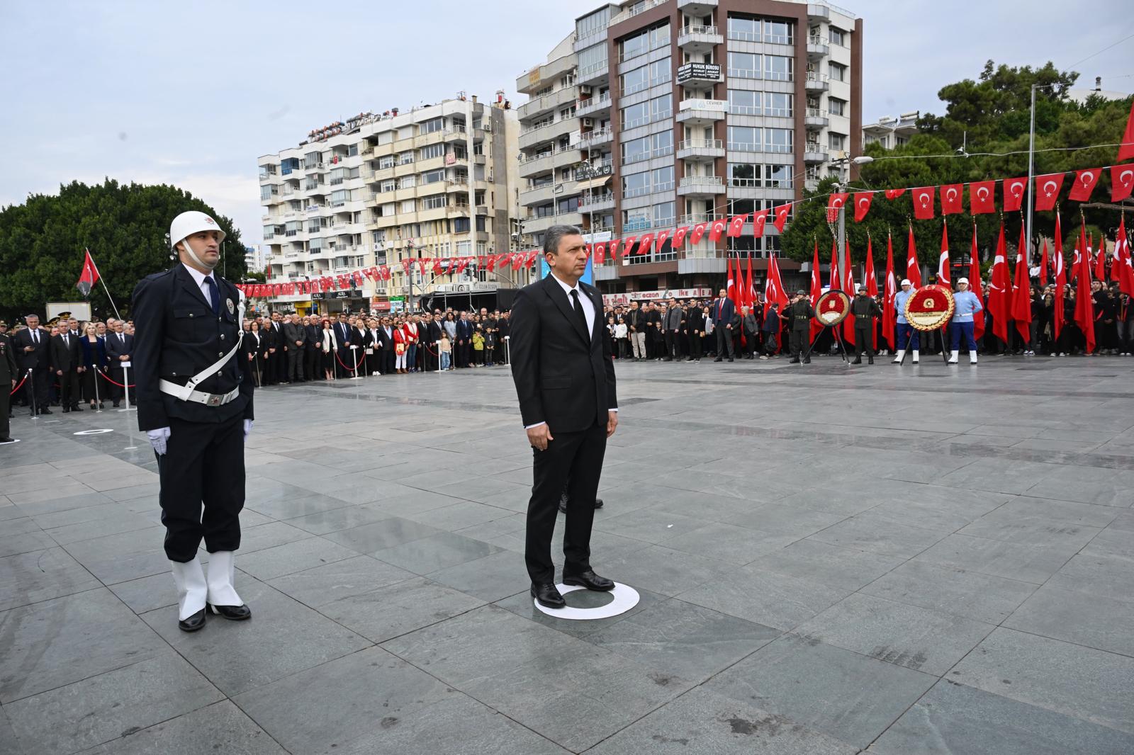 Atatürk Antalya’da Saygıyla Anıldı