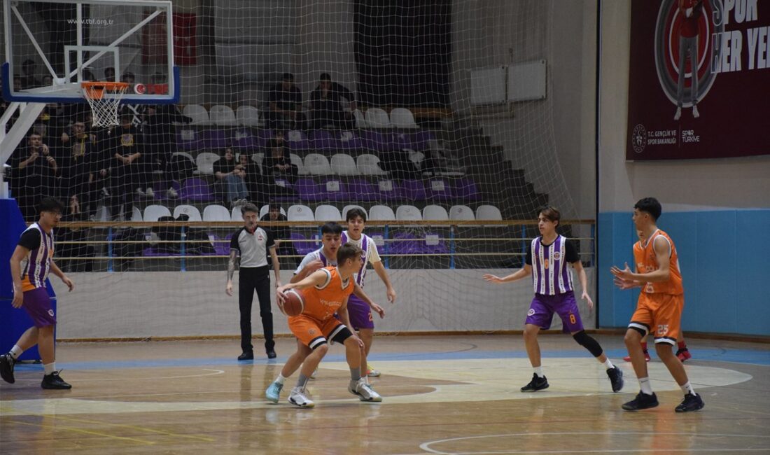 Afyonkarahisar'da düzenlenen Okul Sporları