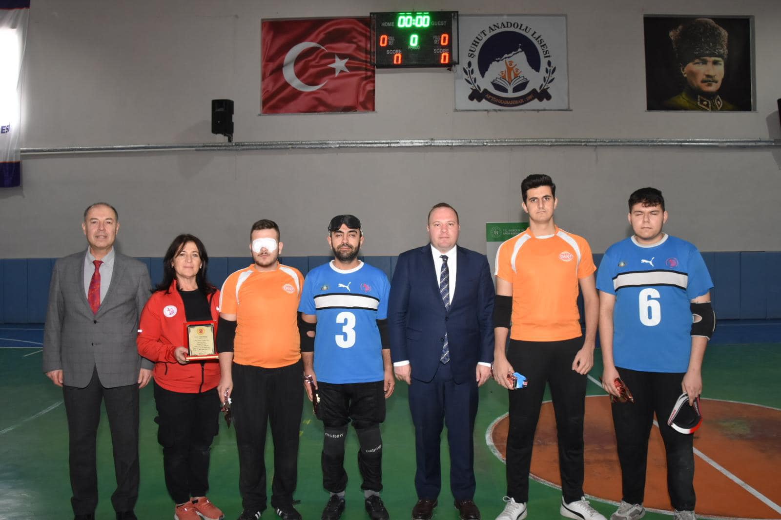 Özel sporculardan Goalball etkinliği