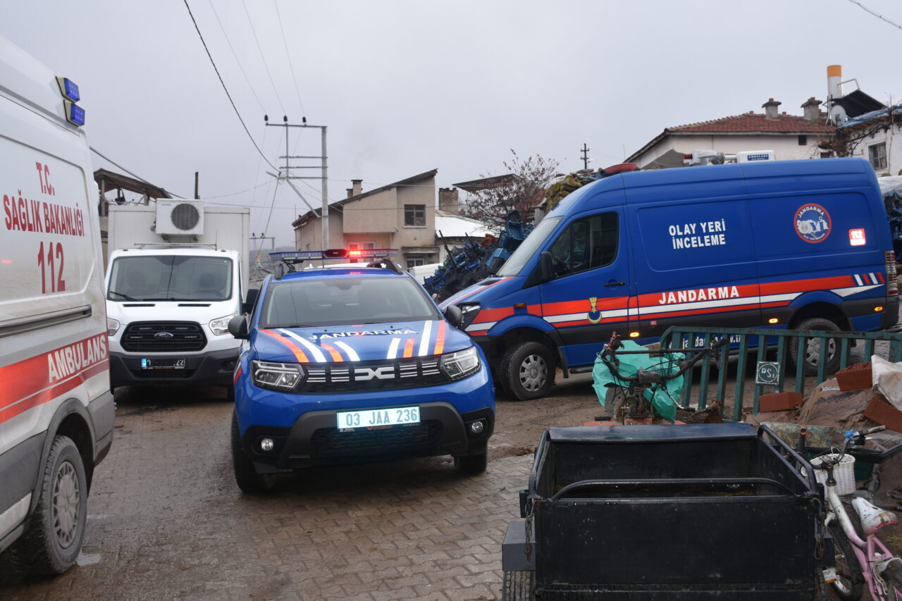 Afyonkarahisar’da çıkan ev yangınında bir kişi öldü