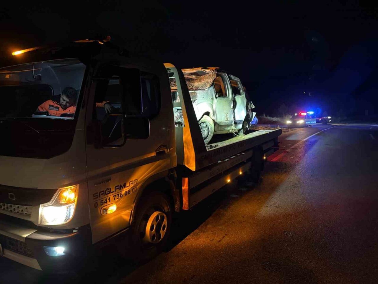 Afyonkarahisar’da Trafik kazası! 1’i çocuk 5 kişi yaralandı…