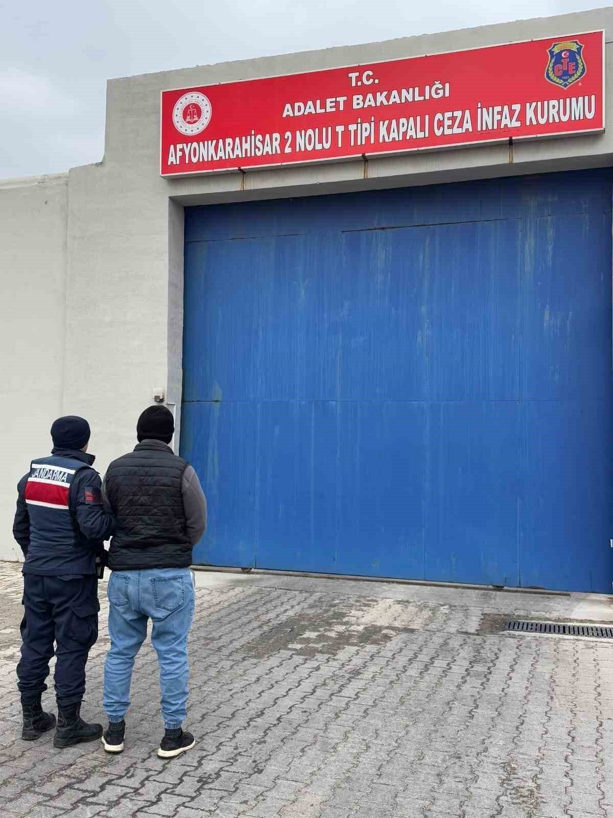 Kaçak 2 şahıs yakalandı.