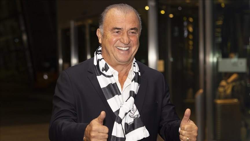 Al-Shabab ile anlaşan Fatih Terim, yeni takımının kampı için Doha’da