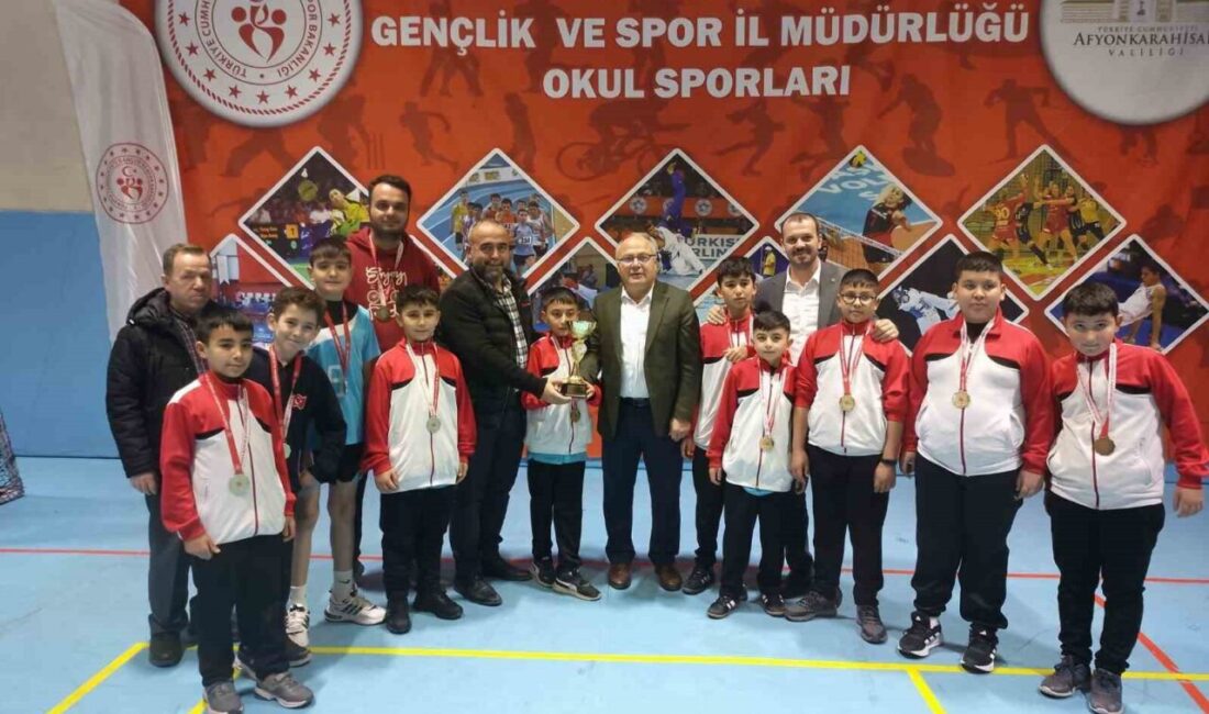 Afyonkarahisar’da Okul Sporları Voleybol