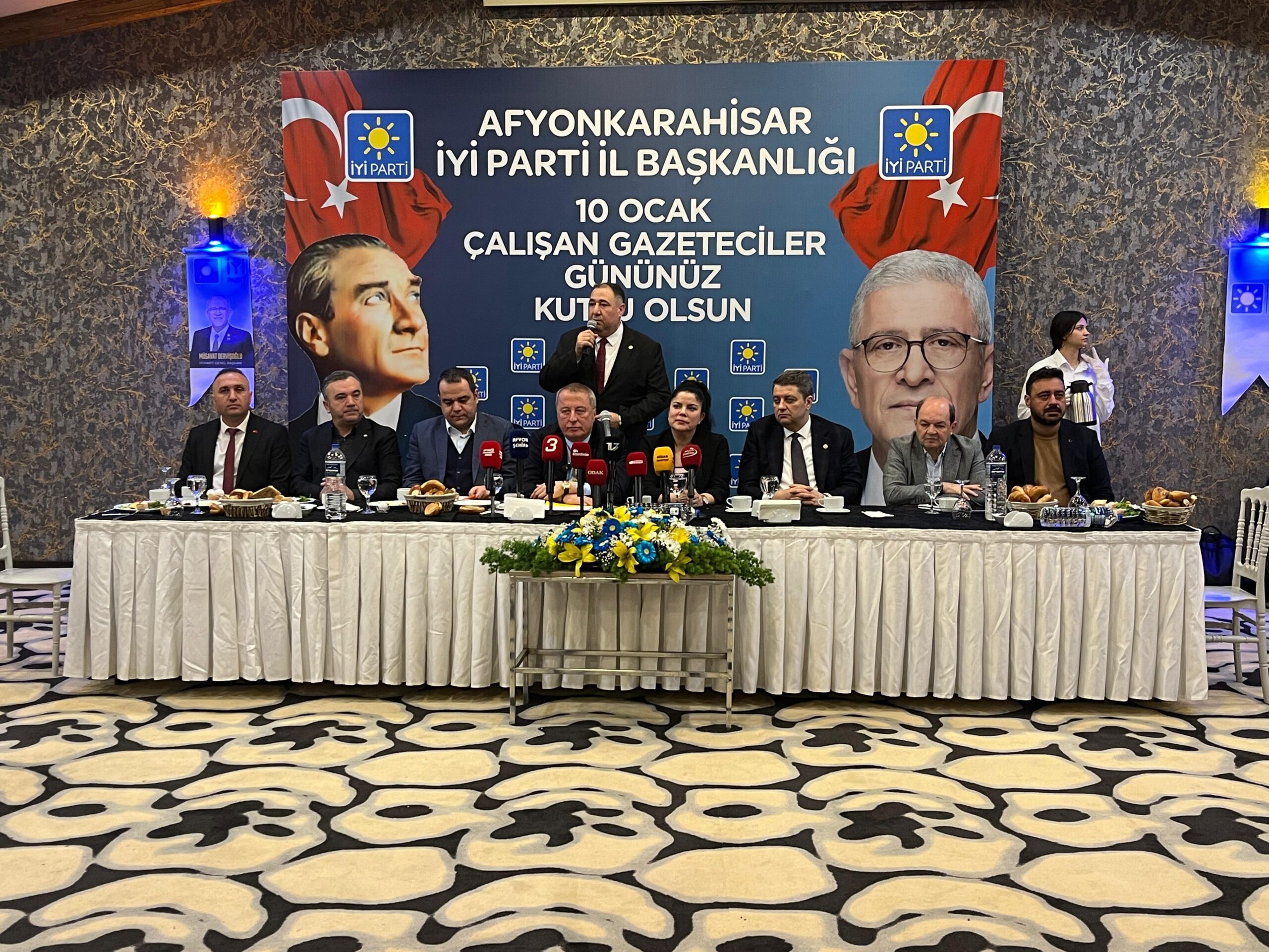 İYİ Parti’den gergin buluşma