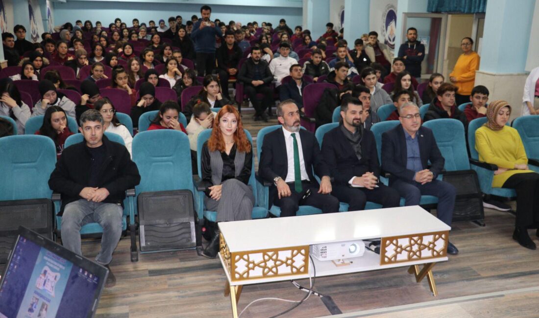 Anadolu Lisesi öğrencilerine eğitim seminer