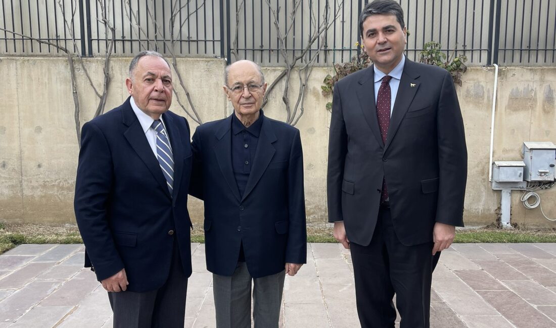 Demokrat Parti Genel Başkanı Gültekin Uysal, 10. Cumhurbaşkanı Ahmet Necdet Sezer’i Ziyaret Etti