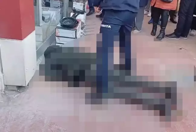 Kocaeli'nin Karamürsel ilçesinde ATM'den