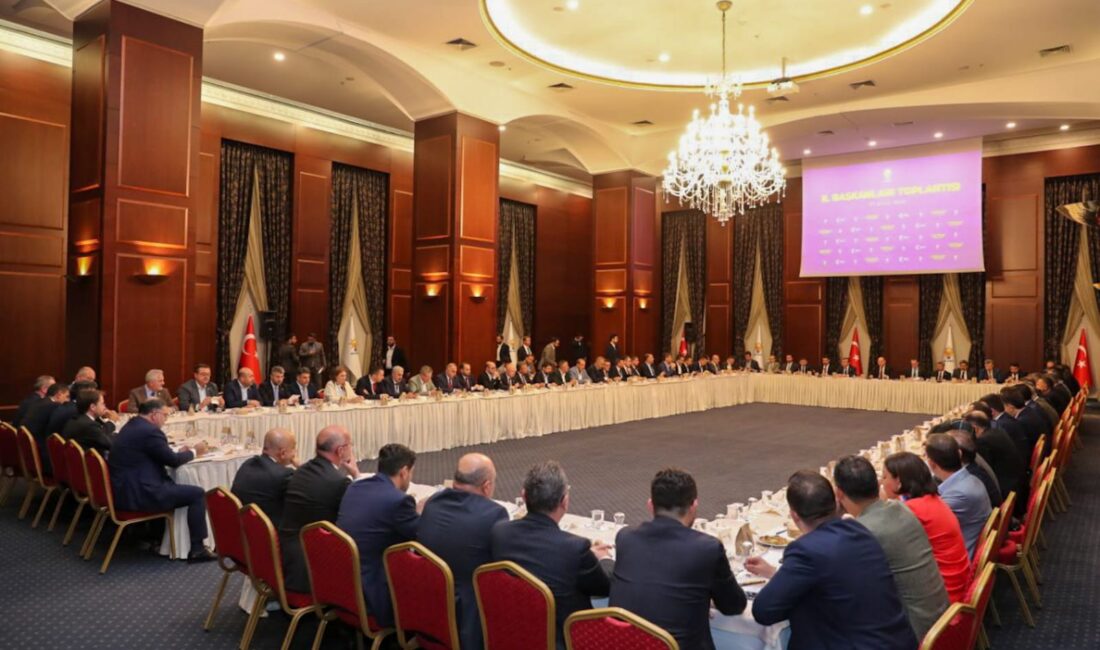 Daraltılmış İl Başkanları Toplantısı’na katıldı Giriş: 02-10-2025 18:08 Kaynak: Berna