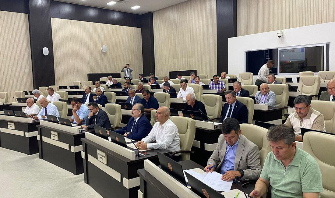 Afyonkarahisar’da İl Genel Meclisi, İl Özel İdaresi bütçesinden 16 bin