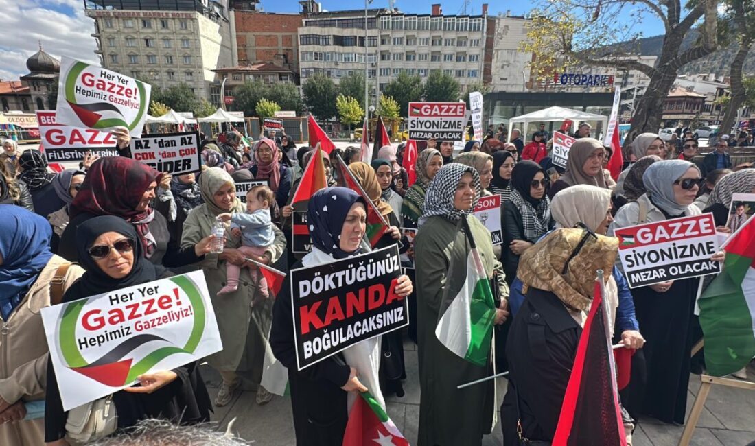 AFYONKARAHİSAR (AA) – Afyonkarahisar Milli İrade Platformu, Gazze'de yaşanan insanlık