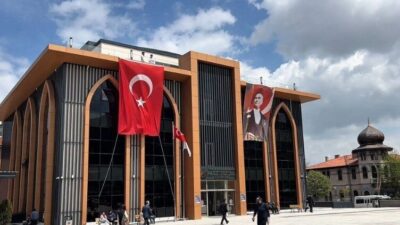 Şehrin hafızasına ışık tutan zengin arşivi, her türden okuyucuya hitap