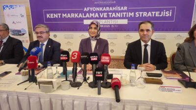 Toplantı, Afyonkarahisar’ın tanıtımına yönelik hazırlanan video ile başladı. Ardından Afyonkarahisar