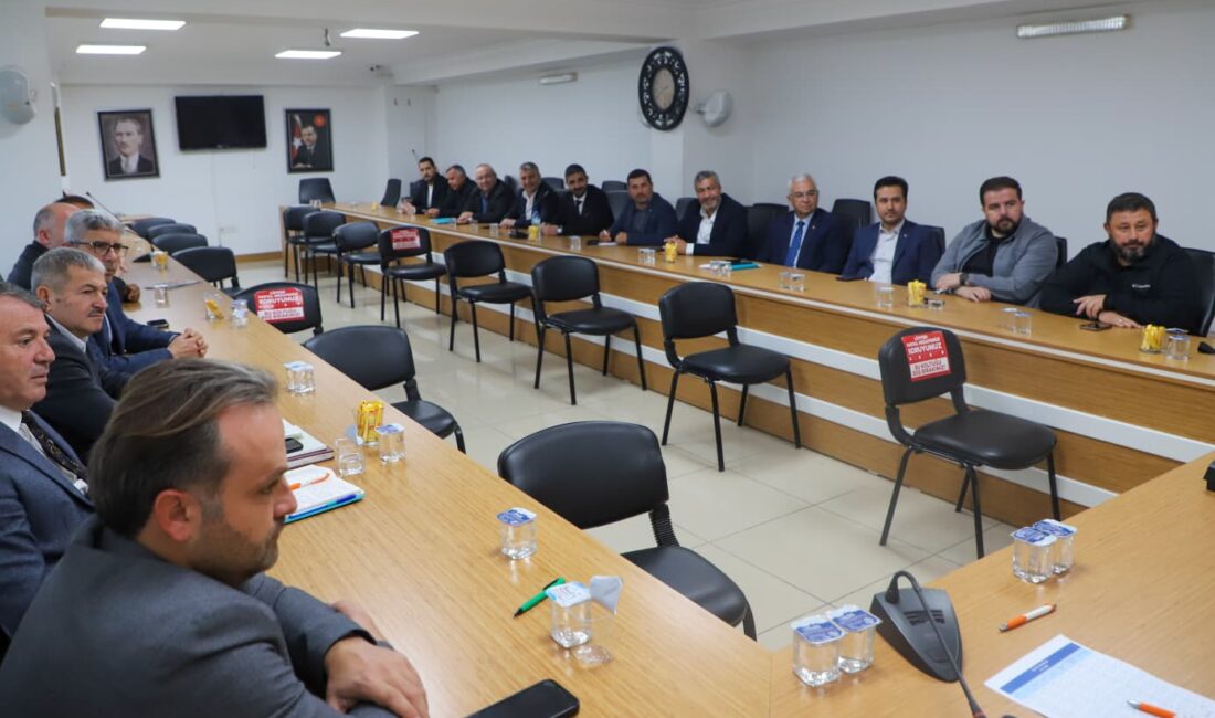 Gün boyunca yapılan toplantıların ana gündemini Türkiye Yüzyılı vizyonu, AK