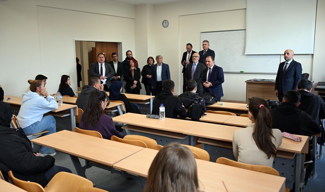 Afyon Kocatepe Üniversitesi (AKÜ) Rektörü Prof. Dr. Mehmet Karakaş, AKÜ