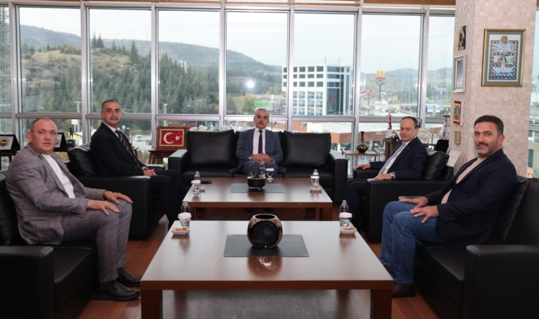 Ziyarette, ATSO Yönetim Kurulu Başkanı Hüsnü Serteser, ATSO Meclis Başkanı