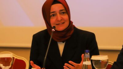 Toplantıya, AK Parti Genel Başkan Yardımcısı ve Sosyal Politikalar Başkanı