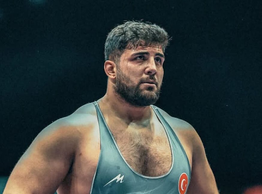 Afyonkarahisar’ın İhsaniye ilçesine bağlı Bozhüyük köyünden yetişen Bozkurt, elde ettiği