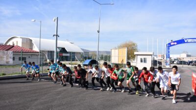 İlçeler arası dayanışma ve rekabetin ön planda olduğu organizasyonda, farklı