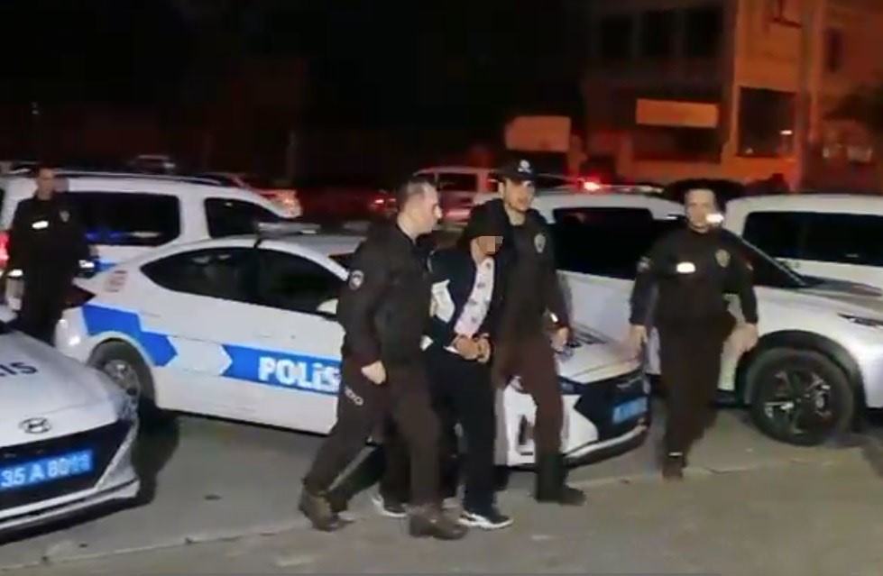 Karşıyaka İlçe Emniyet Müdürlüğü Devriye Ekipler Büro Amirliği ekipleri, çok