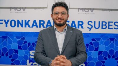 Yeşil açıklamasında, Papa’nın ziyaretinin tarihsel ve sembolik anlamlar taşıdığına dikkat