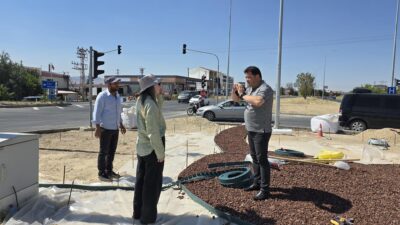 Belediye ekiplerince titizlikle yürütülen uygulamalar sayesinde ilçede hem estetik bütünlük
