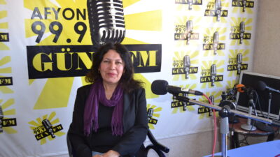 “Nefesinle Yenilen” diyen Dönmez, “Bir kere olsun nefes terapisi seansına