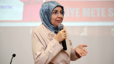 Girişimcilik ve Kariyer Topluluğunun katkılarıyla İİBF Sabri Bektöre Konferans Salonunda