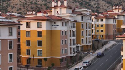 Çevre, Şehircilik ve İklim Değişikliği Bakanı Murat Kurum, deprem bölgesindeki