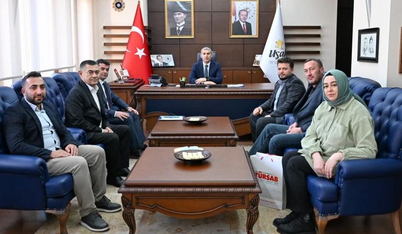 Ziyarette, Dumlupınar BTK Yönetim Kurulu üyeleri Hamdi Bağatur, Samim Kanat